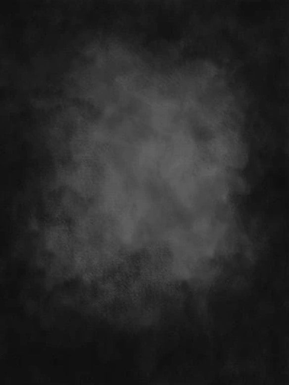 Kate 灰色のチャの周りの冷たい黒抽象的な背景の肖像画