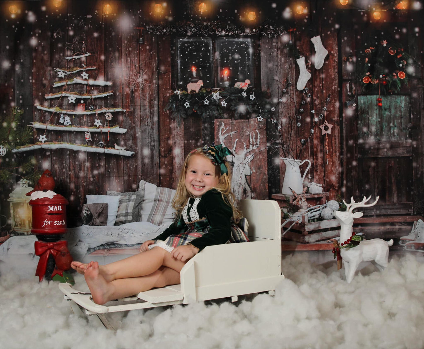 kateクリスマスの家の背景写真撮影のための冬の雪