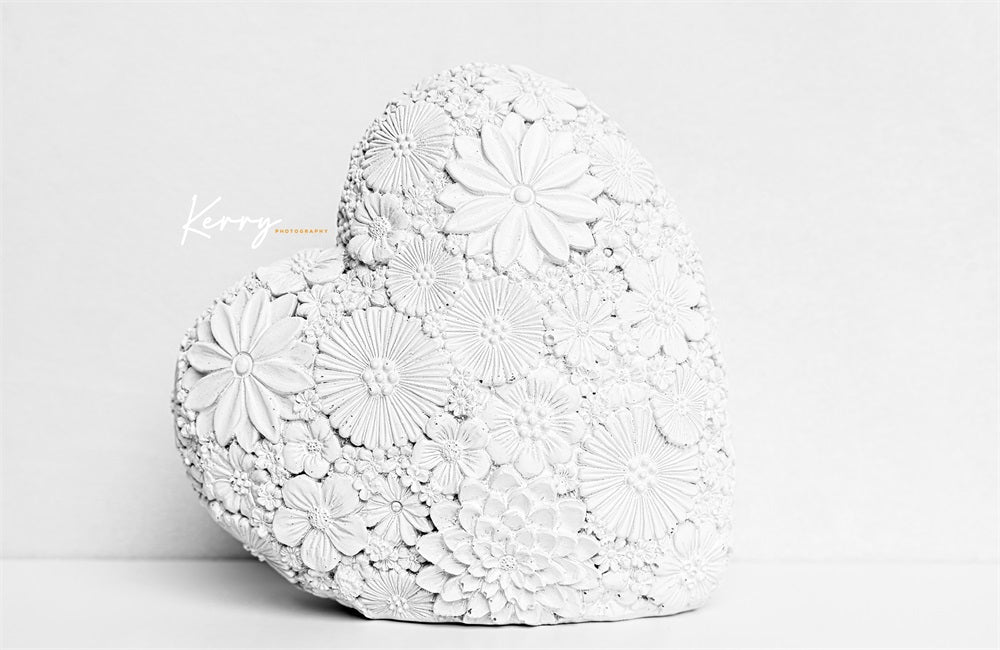 Kate白い花のハートの背景の母親は写真撮影のためのバレンタインを愛するKerry Anderson設計