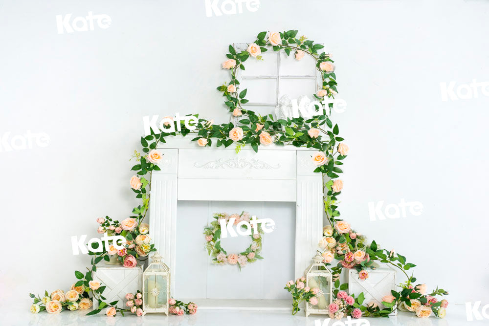 Kate春の花白いミニマリストの暖炉の背景Emetselchデザイン