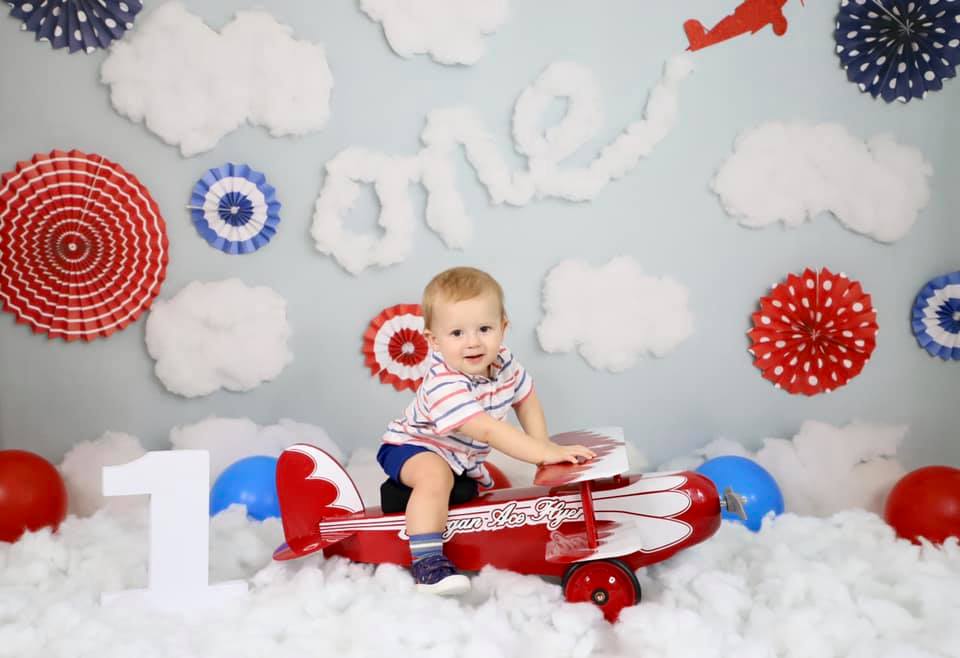 Kate 時間ハエ雲誕生日子供背景
