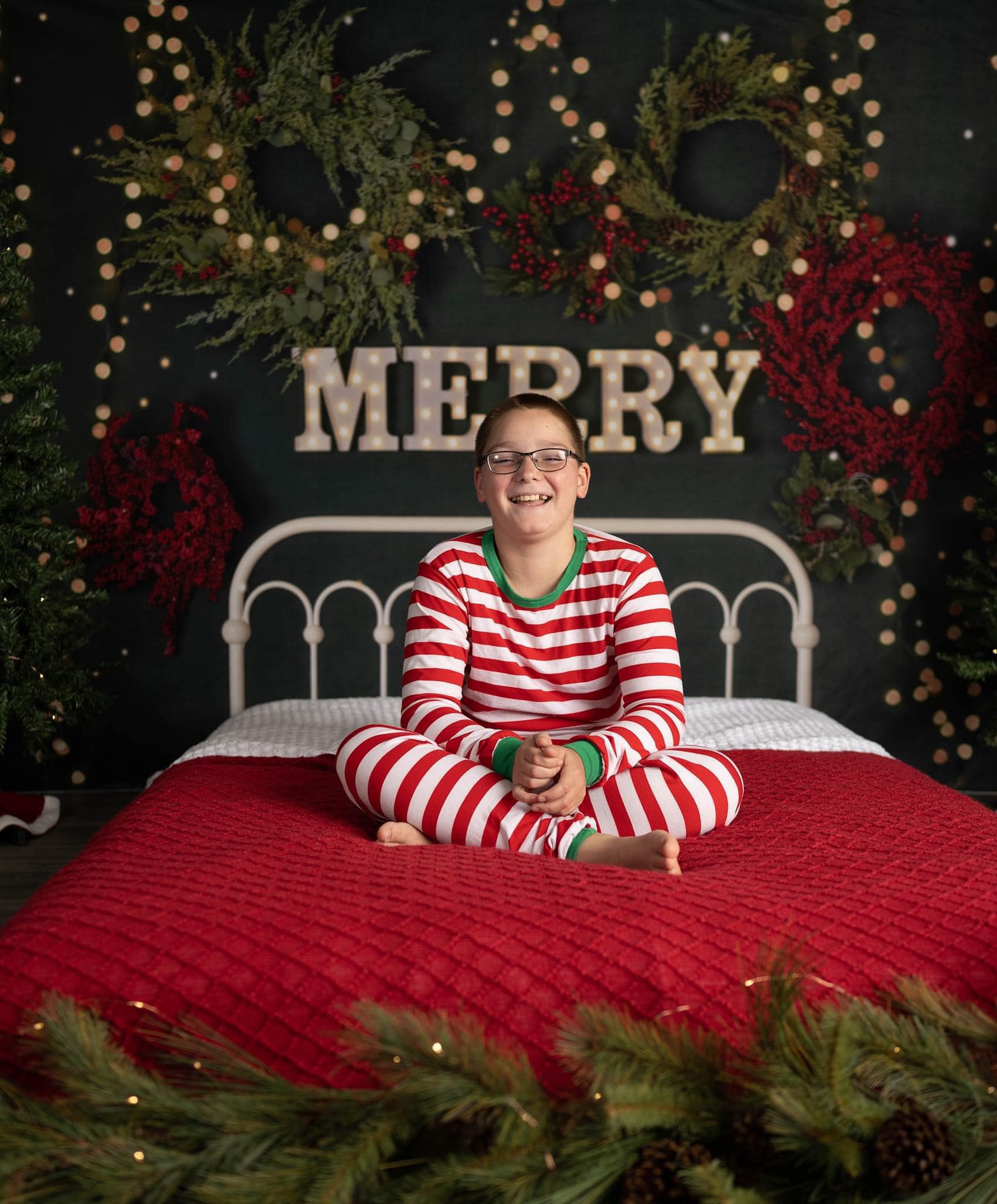 Kateメリークリスマスの背景スパークルヘッドボードMandy Ringe 写真撮影