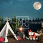 Kate マンディリンゲ写真によって設計された夜の子供たちの背景でのキャンプ