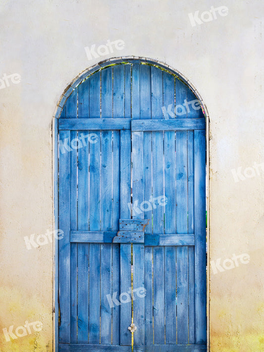Kate レトロな壁の青いドアの布の背景