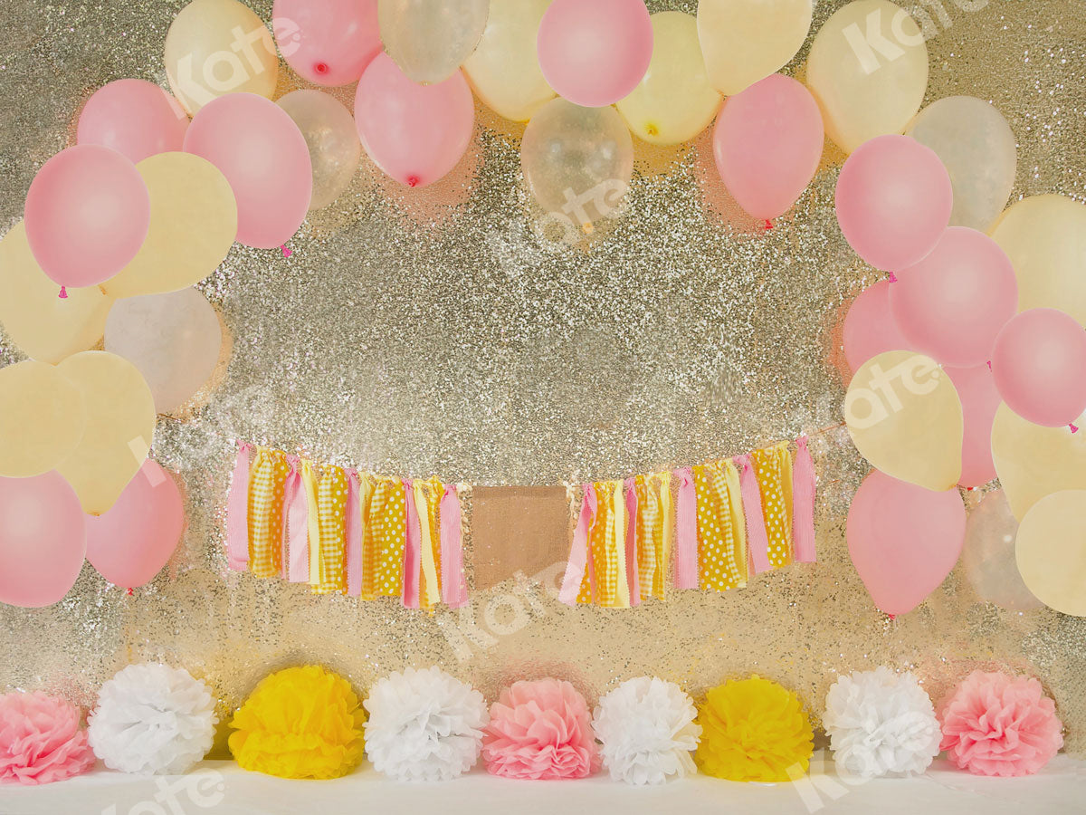 Kate カラフルな風船の誕生日ケーキスマッシュ背景によって設計されたコレクション:Jia Chan