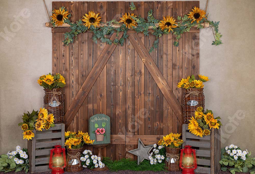 kate 春のひまわり茶色の木製のドアの背景
