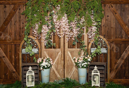 Kate春の花つる茶色の木製の壁の背景Emetselch設計