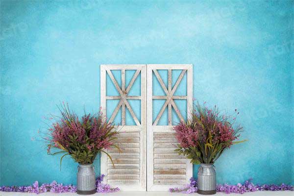 写真撮影のためのKateつの春の納屋のドアの花の背景