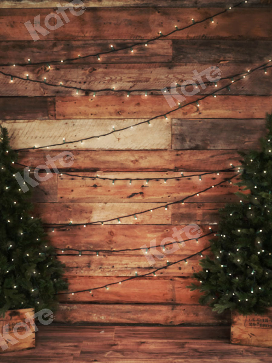 Kate レトロな木製ライトクリスマスツリーの背景 によって設計されたArica Kirby