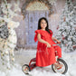 Kate 雪のクリスマスツリーの背景正面玄関