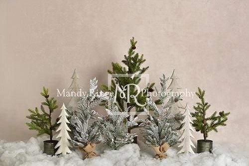 Kate 雪のクリスマスの背景に松の木設計されたMandy Ringe Photography