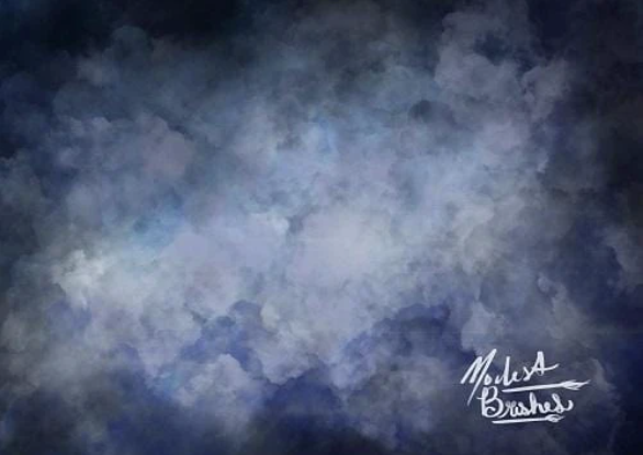 Kate 嵐の雲ダークブルーの背景