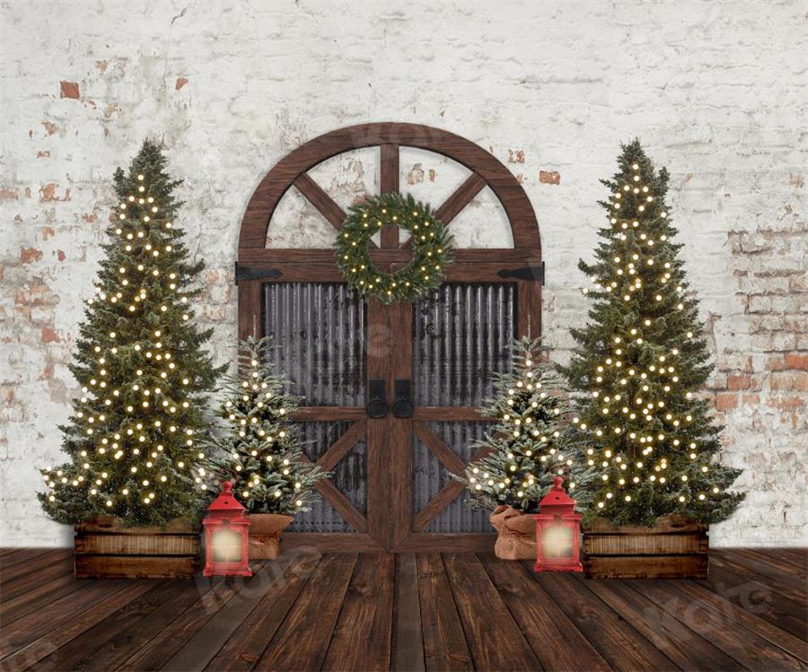 kateクリスマスツリーの背景写真撮影のための納屋のドアのレトロ